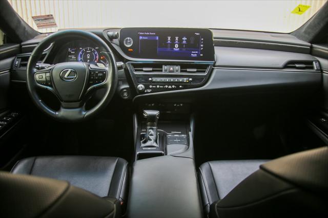 used 2022 Lexus ES 350 car, priced at $32,299