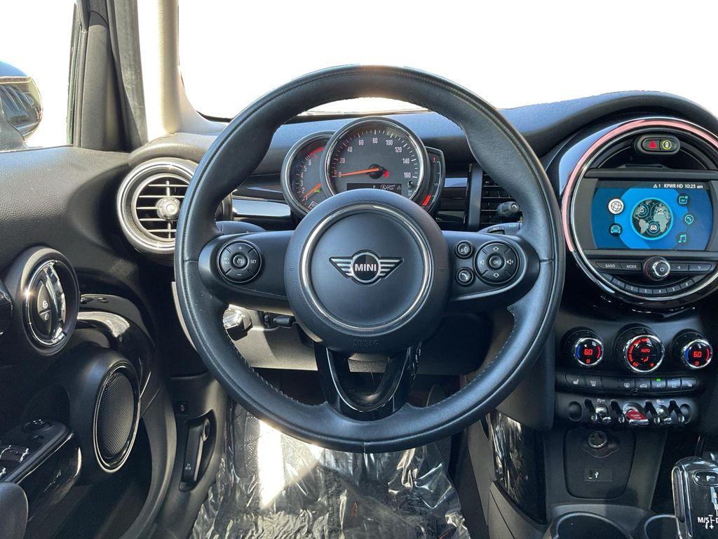 used 2021 MINI Hardtop car, priced at $16,399