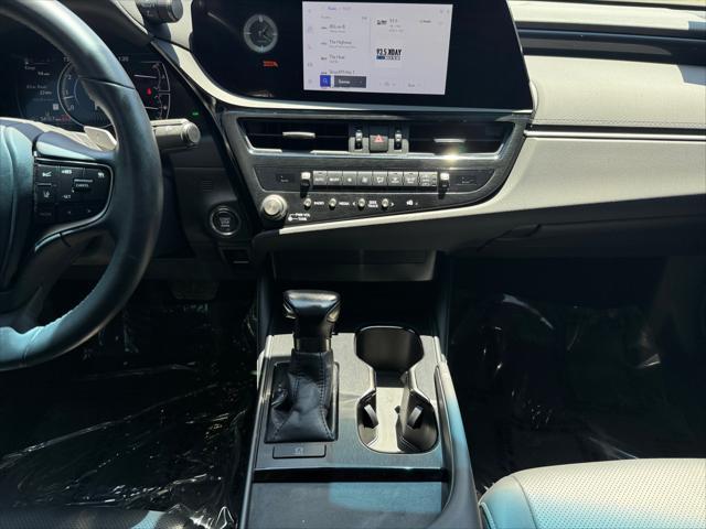 used 2023 Lexus ES 350 car, priced at $34,899