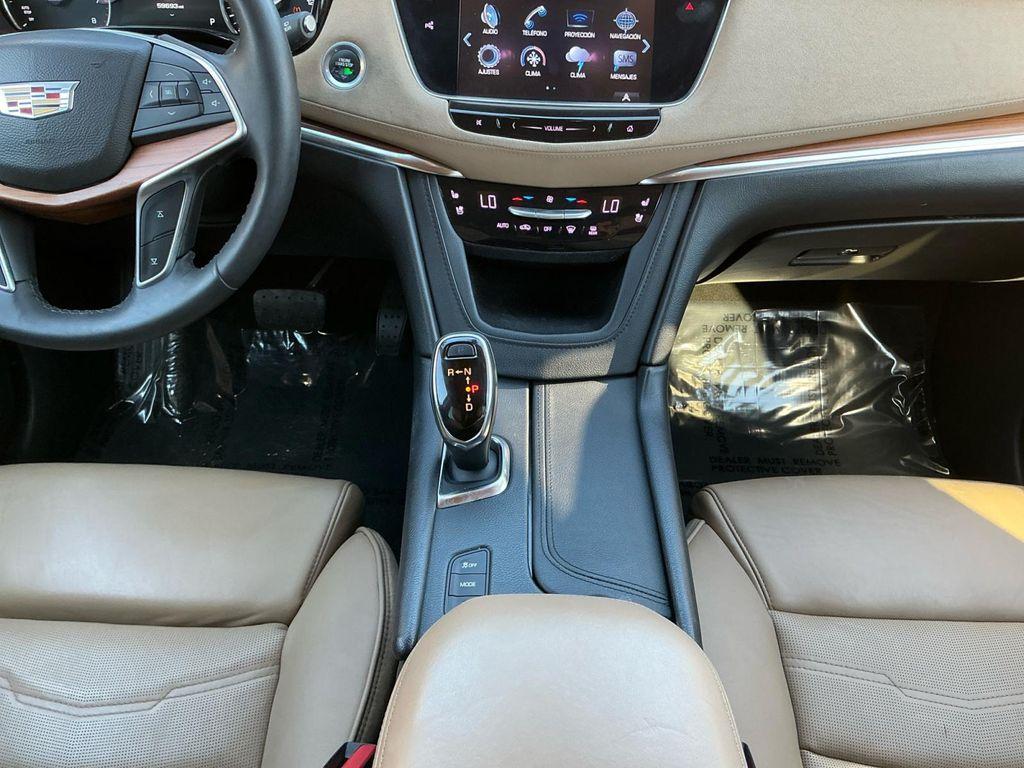 used 2017 Cadillac XT5 car, priced at $19,999