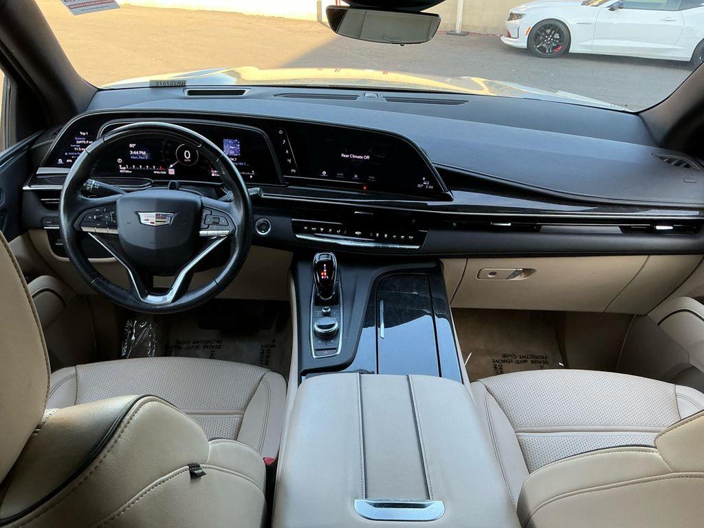 used 2022 Cadillac Escalade ESV car, priced at $58,299