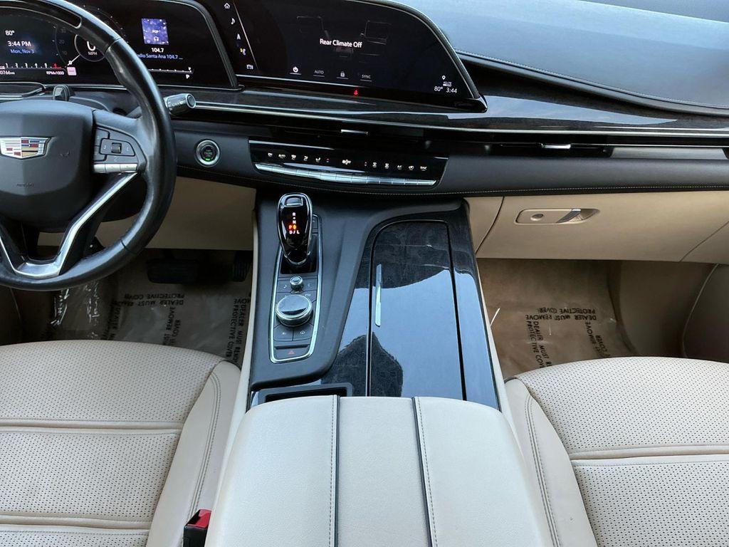 used 2022 Cadillac Escalade ESV car, priced at $58,299