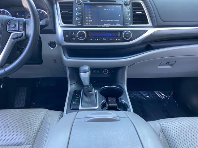 used 2018 Toyota Highlander car, priced at $28,299
