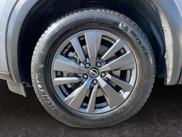 used 2022 Nissan Pathfinder car, priced at $27,499