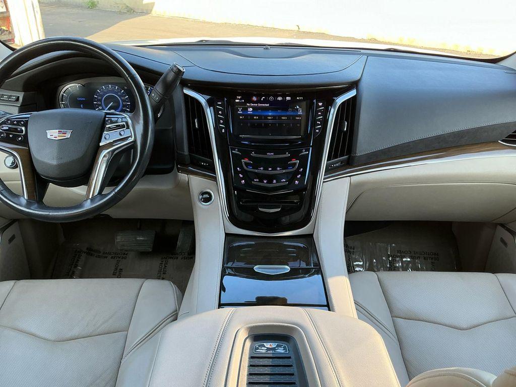 used 2020 Cadillac Escalade ESV car, priced at $45,399