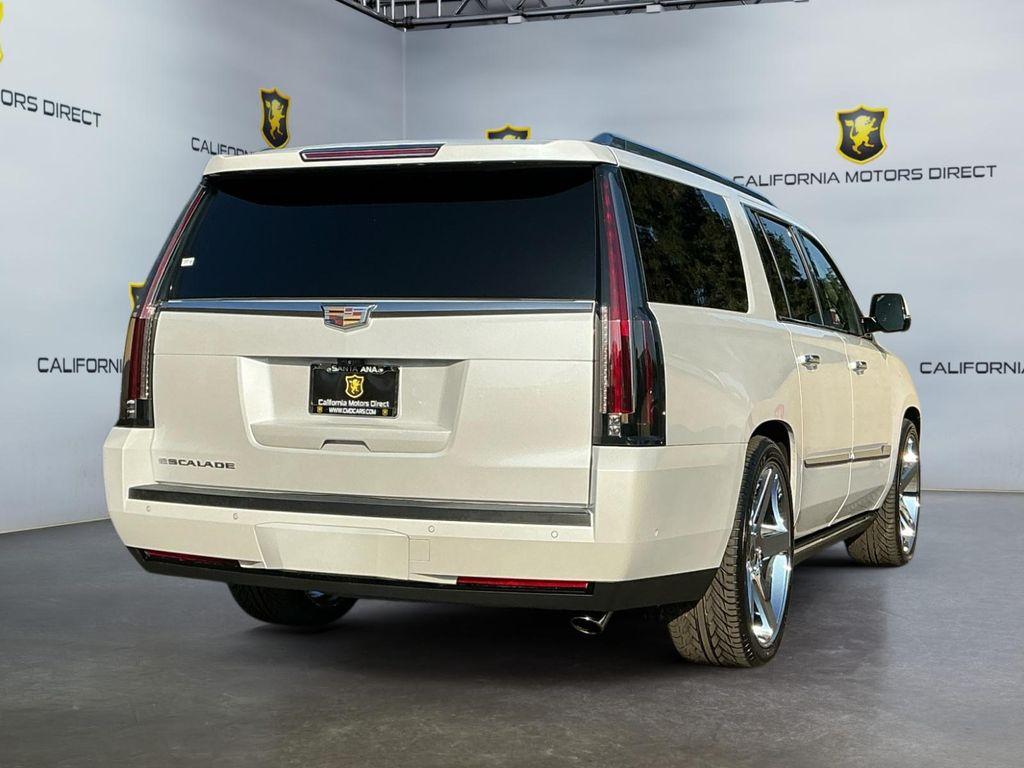 used 2020 Cadillac Escalade ESV car, priced at $45,399