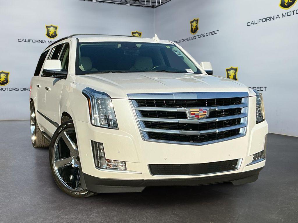 used 2020 Cadillac Escalade ESV car, priced at $45,399