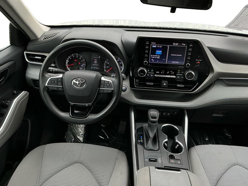 used 2020 Toyota Highlander car, priced at $28,199