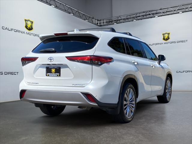 used 2023 Toyota Highlander car, priced at $41,999