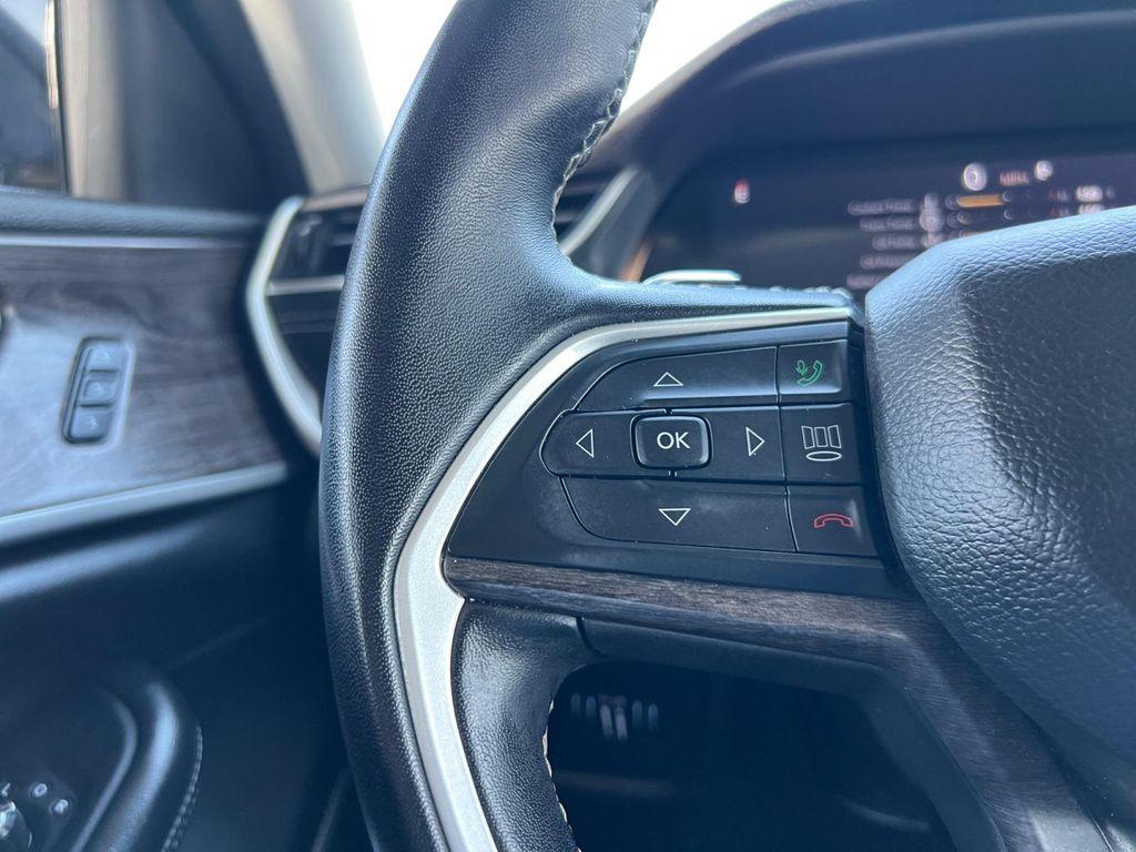 used 2022 Jeep Grand Cherokee car, priced at $23,899
