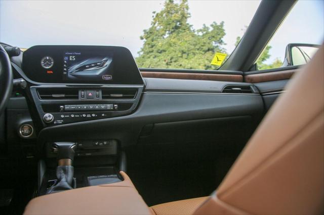 used 2022 Lexus ES 350 car, priced at $31,799