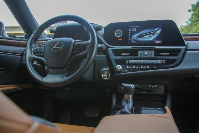 used 2022 Lexus ES 350 car, priced at $31,799