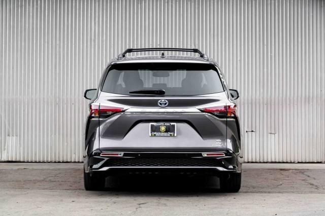 used 2022 Toyota Sienna car, priced at $45,512