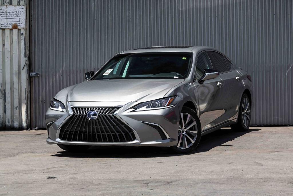 used 2021 Lexus ES 300h car, priced at $30,899