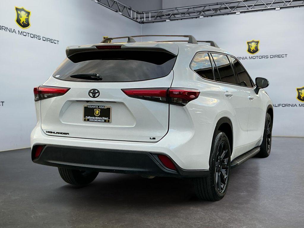 used 2022 Toyota Highlander car, priced at $30,799