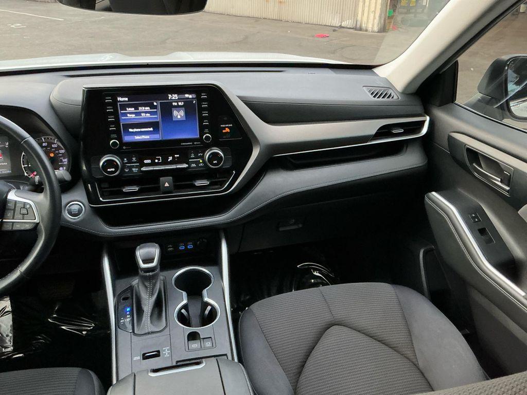 used 2022 Toyota Highlander car, priced at $30,799
