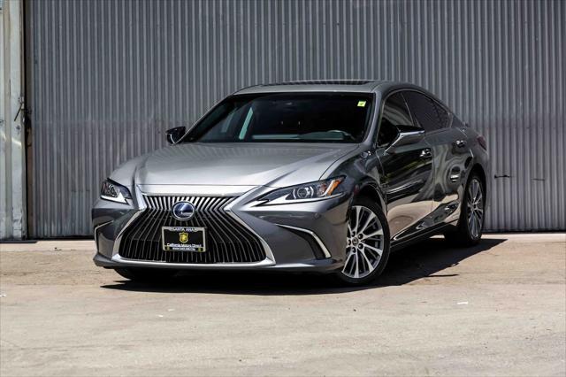 used 2021 Lexus ES 300h car, priced at $32,799