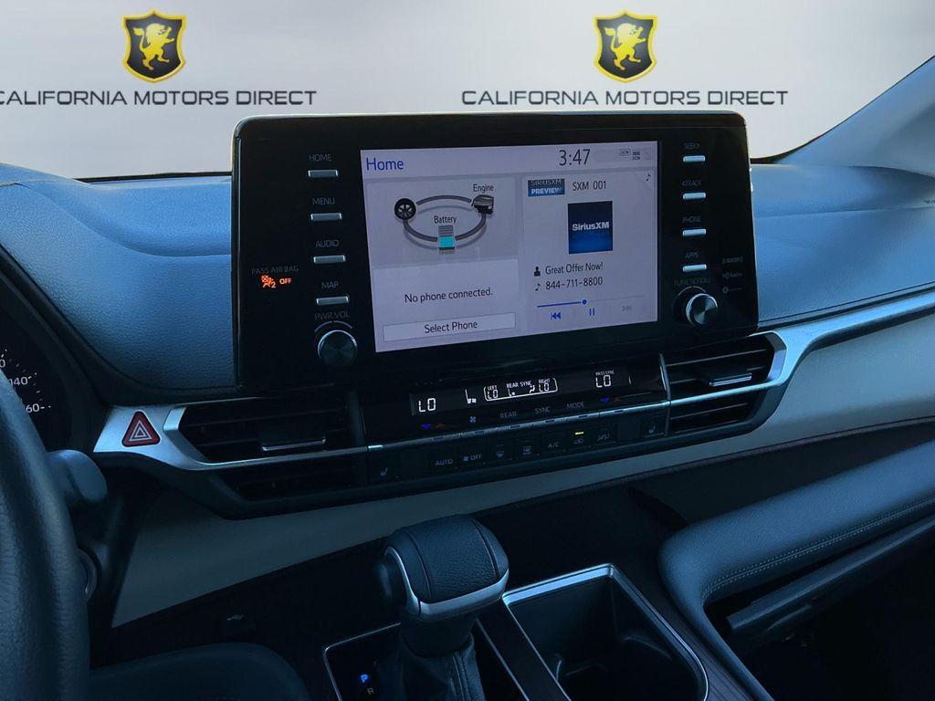 used 2024 Toyota Sienna car, priced at $39,899