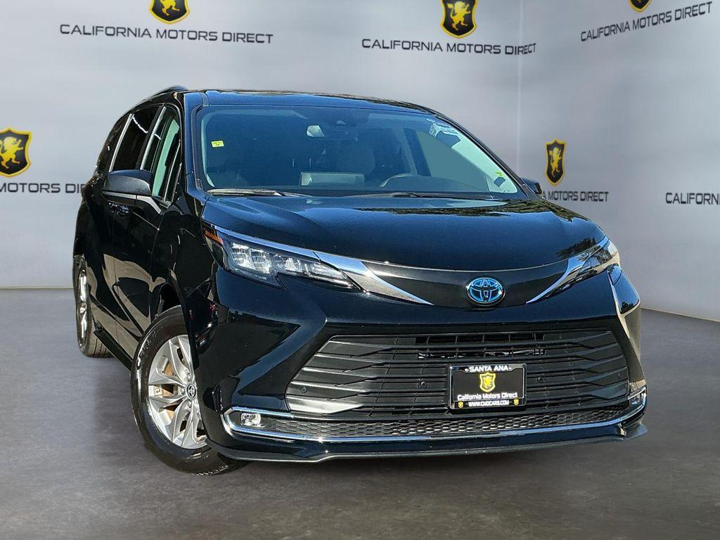 used 2024 Toyota Sienna car, priced at $39,899