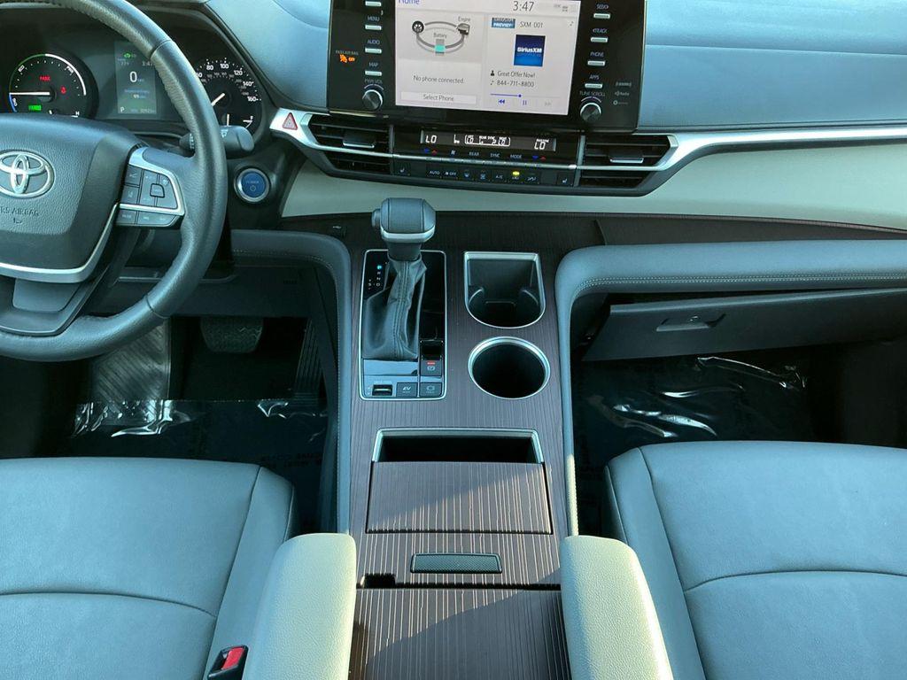 used 2024 Toyota Sienna car, priced at $39,899