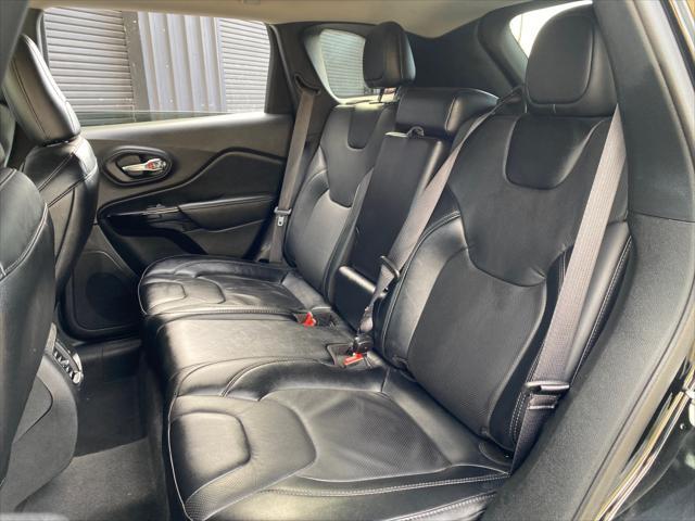 used 2023 Jeep Cherokee car, priced at $23,299