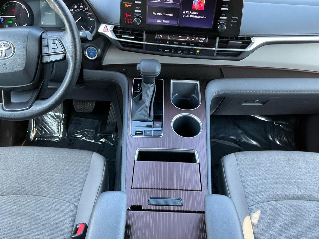 used 2024 Toyota Sienna car, priced at $34,299