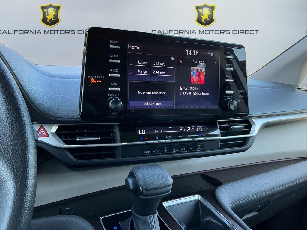 used 2024 Toyota Sienna car, priced at $34,299