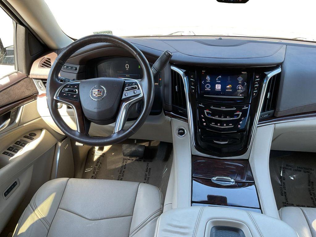 used 2015 Cadillac Escalade car, priced at $27,999