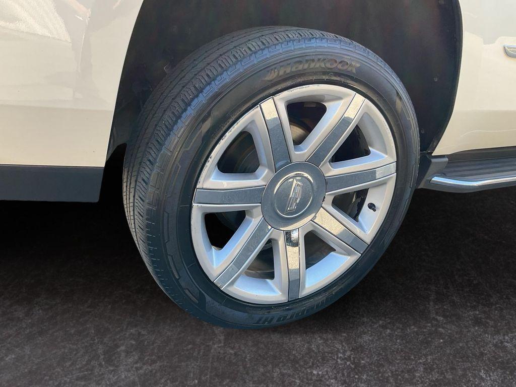 used 2015 Cadillac Escalade car, priced at $27,999