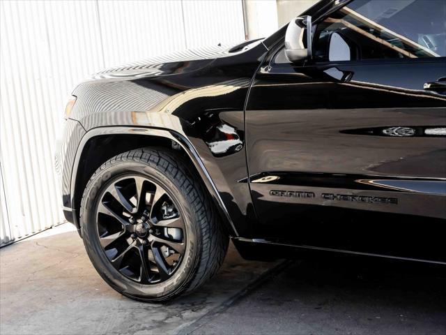 used 2021 Jeep Grand Cherokee car, priced at $27,599