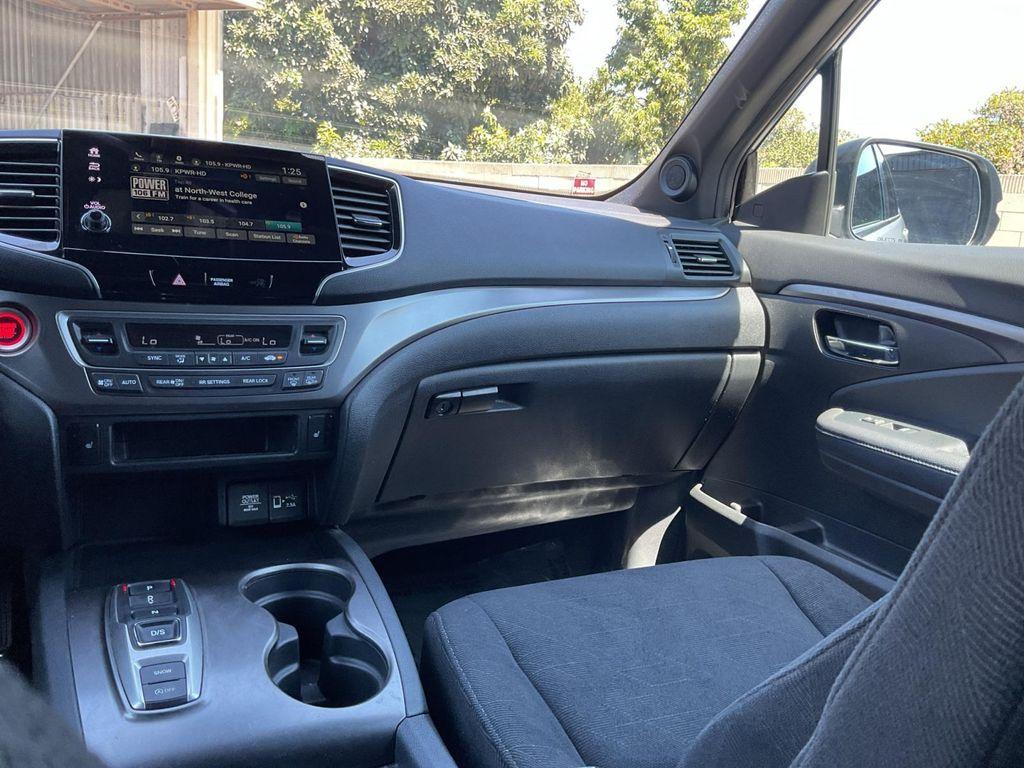 used 2022 Honda Pilot car, priced at $30,199