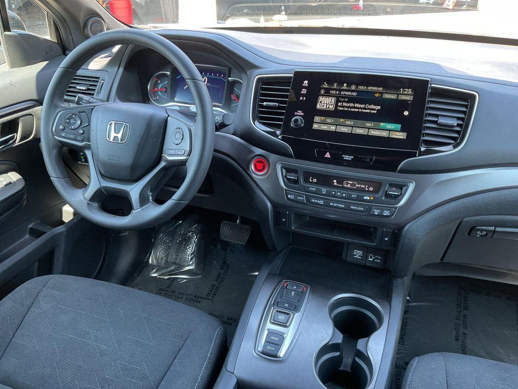 used 2022 Honda Pilot car, priced at $30,199