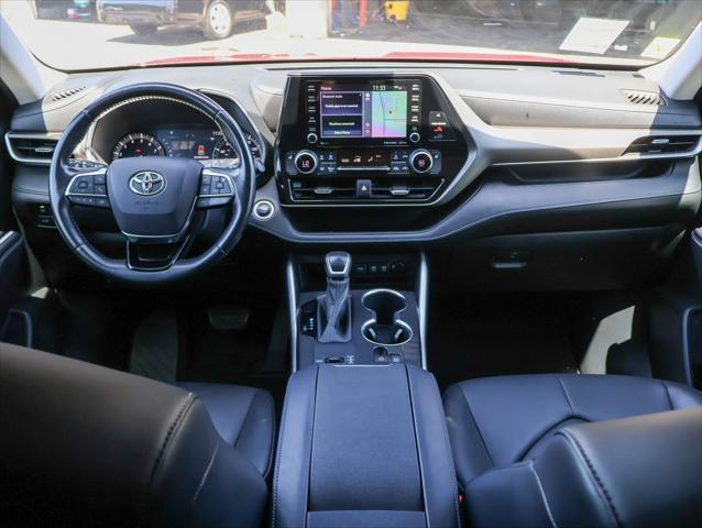 used 2020 Toyota Highlander car, priced at $30,122