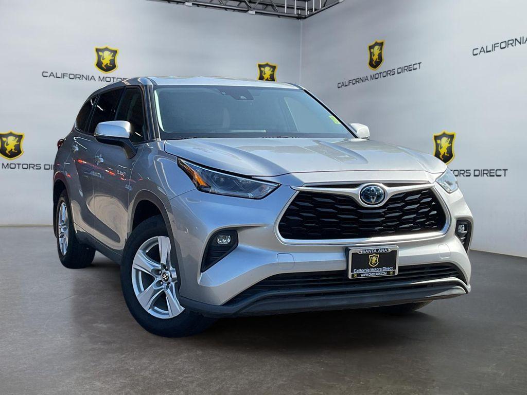 used 2021 Toyota Highlander Hybrid car, priced at $31,699