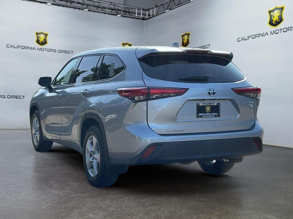 used 2021 Toyota Highlander Hybrid car, priced at $31,699