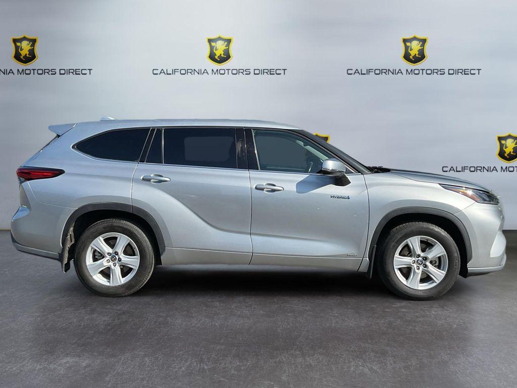 used 2021 Toyota Highlander Hybrid car, priced at $31,699