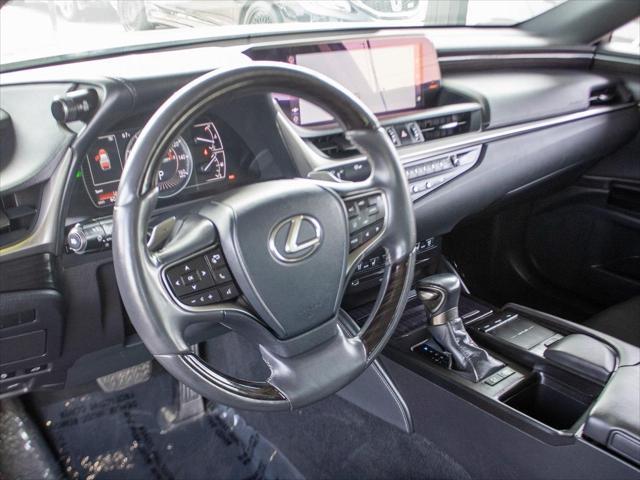 used 2020 Lexus ES 300h car, priced at $27,438