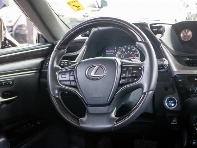 used 2020 Lexus ES 300h car, priced at $27,438