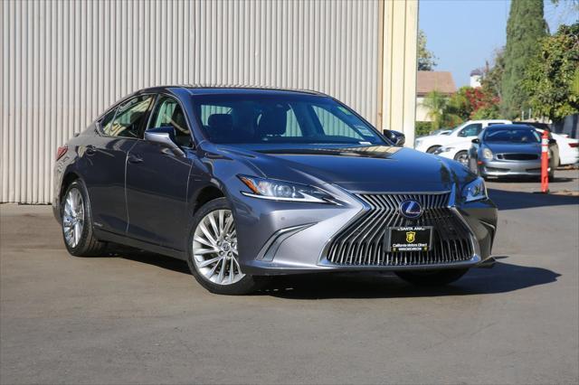 used 2020 Lexus ES 300h car, priced at $27,299