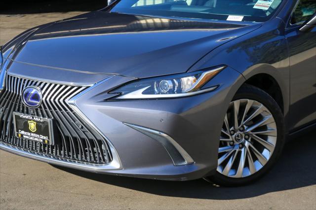 used 2020 Lexus ES 300h car, priced at $27,299