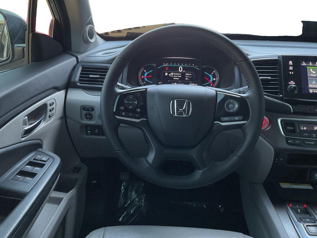 used 2022 Honda Pilot car, priced at $28,499