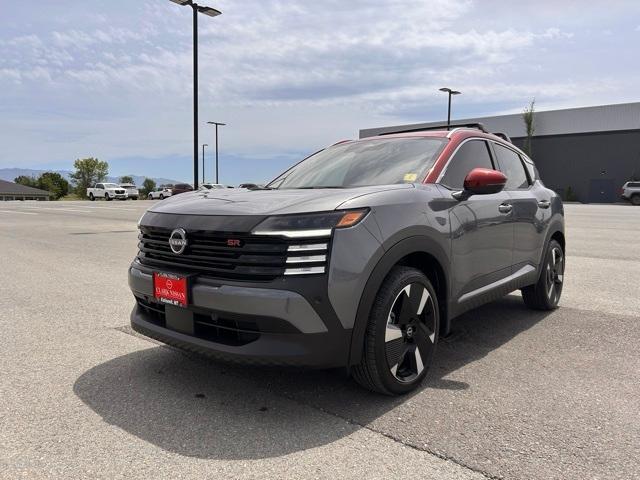 new 2025 Nissan Kicks car, priced at $33,002