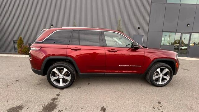 used 2023 Jeep Grand Cherokee car, priced at $31,877