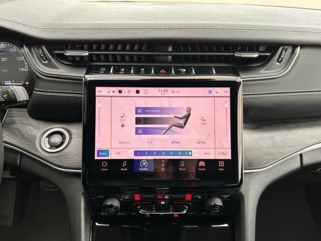 used 2023 Jeep Grand Cherokee car, priced at $31,877