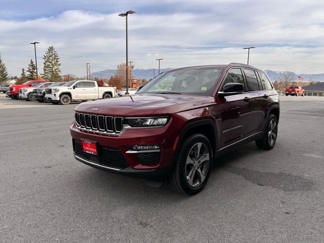 used 2023 Jeep Grand Cherokee car, priced at $31,877