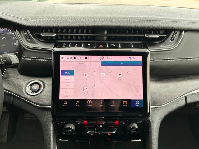 used 2023 Jeep Grand Cherokee car, priced at $31,877