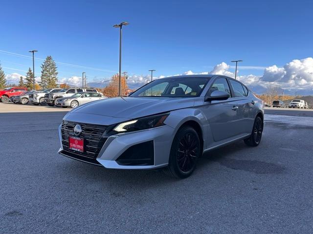 new 2025 Nissan Altima car, priced at $30,321