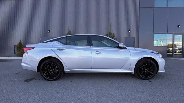 new 2025 Nissan Altima car, priced at $30,321