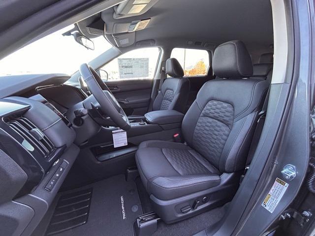 new 2025 Nissan Pathfinder car, priced at $36,087