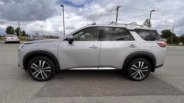 new 2025 Nissan Pathfinder car, priced at $50,381